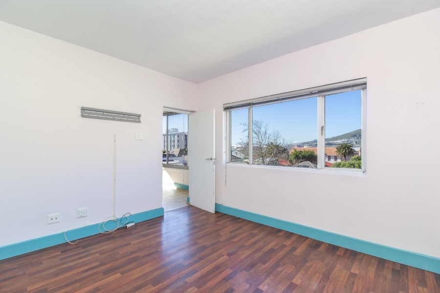 2 Bedroom Property for Sale in Tamboerskloof Western Cape